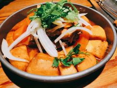 天山馕包肉-塔哈尔·新疆盛宴(城西银泰店)