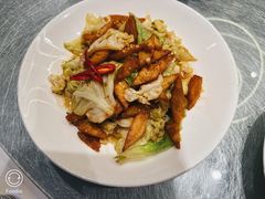 -俭寨大盘鸡·手抓肉·烧烤新疆菜(乌苏路店)