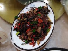 带豆干炒肉-湘赣轩时尚湘菜馆
