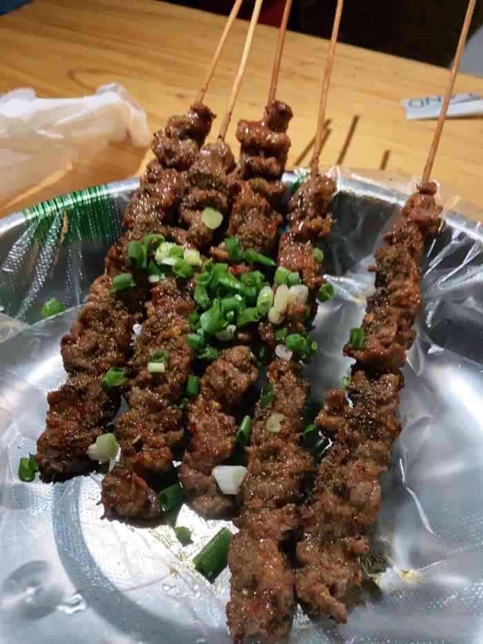 老刘烧烤-"听说是开了十好几年的老店.难得一见的生."-大众点评移动版