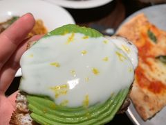 牛油果烤面包配酸奶-1861意大利餐厅(文化广场店)