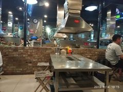 大堂-马路牙子烧烤音乐酒馆(望京店)