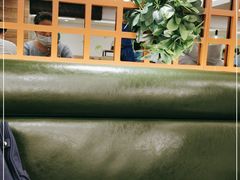 -佰搭果·广式茶餐厅(西华路店)
