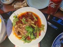 -川流不息·地道川菜·小龙虾(新松江路店)
