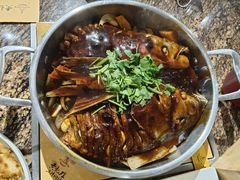 鸿运当头焖大湖鱼头-黄记煌三汁焖锅(崇文门店)