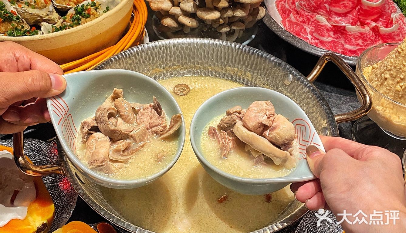 捞王的名气果然不是盖的品质水准在线，用料也很好