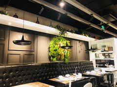 -山城外·非遗酸菜鱼(新都汇融店)