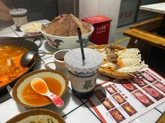 -伍师兄市井火锅(东部星悦天地店)