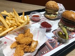 -The Habit Burger Grill 哈比特汉堡(爱琴海店)