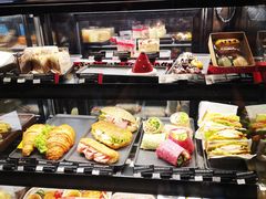 面包甜点陈列柜-星巴克(汾阳路店)