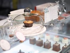 -UNI UNI(环亚凯瑟琳店)