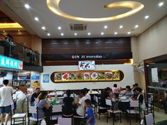 -覃记海鲜美食餐厅