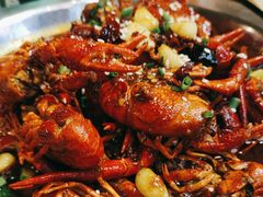 -郑记•不夜城烧烤•龙虾•虾蟹(黄鹤楼店)