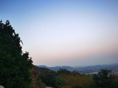 -鬼笑石后山停车场