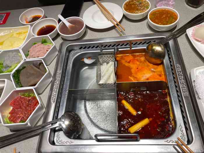 (新田360广场郑州国贸店)-"跟朋友好久没约海底捞了,走起来,现在黑海