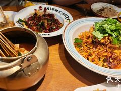 -喝丢一只鞋海鲜烧烤·海肠捞饭(市场店)