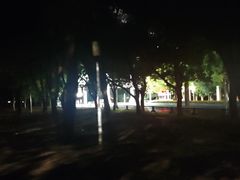 -武汉大学校门牌坊