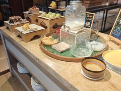 -大中华希尔顿酒店-念自助餐·嗨啤·小龙虾