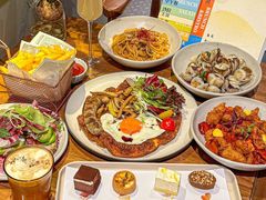 -C Cafe(朵云书院·戏剧店)