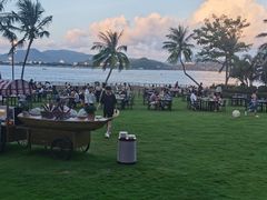 -JW万豪厨房餐厅·滨海草坪烧烤·海鲜·海景(三亚绿发山海天JW万豪酒店)