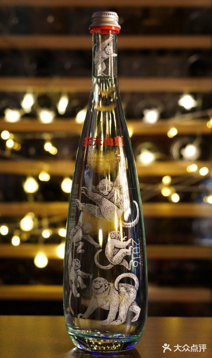 农夫山泉的最高端产品~莫涯泉
