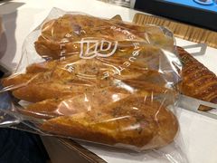 -巴黎贝甜(大宁国际商业广场店)
