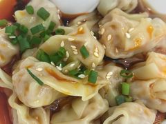 -弄堂咪道-饭香·面香·馄饨香(汇锦广场店)