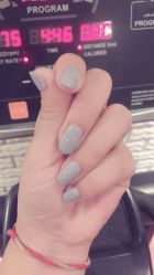 -悦指间美甲美睫
