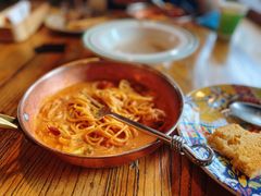-I HOLIC艾豪丽披萨(KKone店)