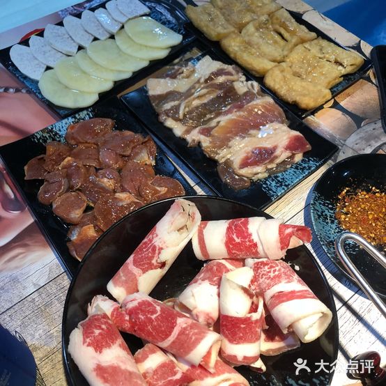 东犇哥烤小肥牛(龙川分店)