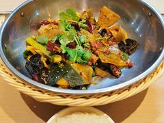 -拿渡麻辣香锅(世茂广场·工三店)