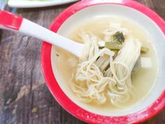 港式生面-小龍鳳·港式海鲜打边炉(沙湖路店)