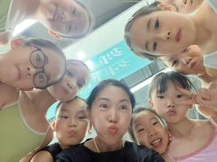 -Isee灰姑娘国际芭蕾舞蹈艺术中心(置地广场店)