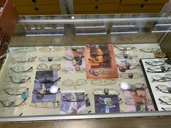 -广州宝岛眼镜武汉和光眼镜市场西区店