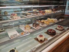 面包甜点陈列柜-匠造烘焙(上海湾店)