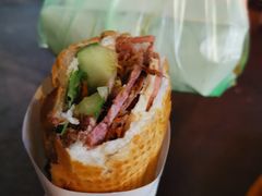 -Bánh Mì Huynh Hoa