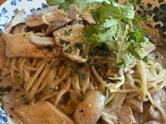 -玛格萝妮(汇智国际商业中心店)