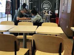 大堂-汉堡王(房山绿地缤纷城店)