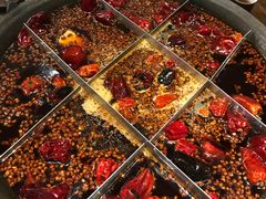 -白乐天毛肚火锅馆(南滨路店)