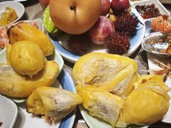-亚马逊蒸汽活海鲜自助(LCM置汇旭辉广场店)