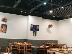 大堂-仁虎老火锅(黄泥磅店)