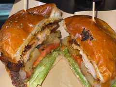 土耳其香料烤鸡汉堡-shark burger·鲨鱼汉堡(交子大道店)