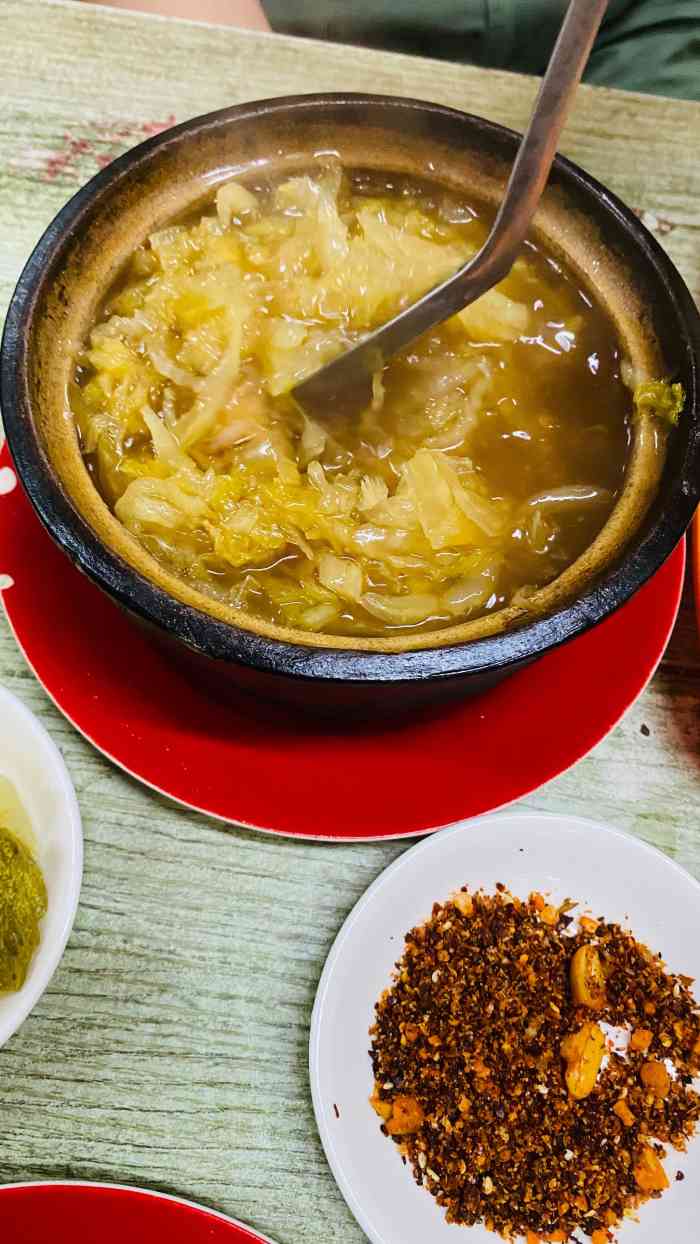 南岗老砂锅居(六顺街店)-"[薄荷]环境: 97很小的老.