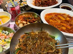 -金一味烤肉餐厅(新首尔旗舰店)