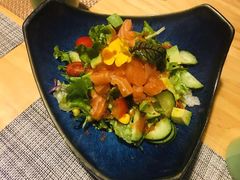 三文鱼油梨沙拉-活鳗饭·鹅肝范儿(高碑店店)