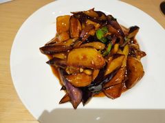 -关东小磨东北菜(上海长风大悦城店)