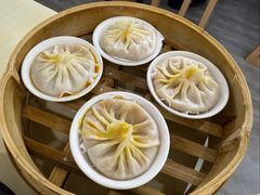 -莱莱小笼·乔艾
