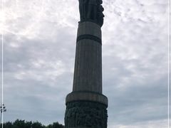 -人民防洪胜利纪念塔