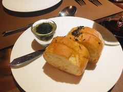 餐前面包配橄榄油-柏蔻餐厅Le Banquet Bistro(天河北店)