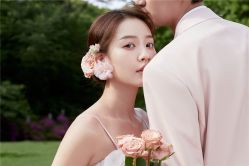 -易摄影婚纱摄影工作室